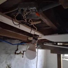 How not to wire a lightbulb
